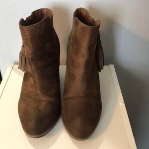 Merona size 9.5 brown boots.